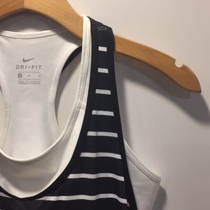 Nike dri-fit tank with built in bra